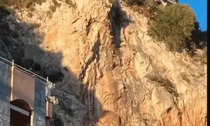 Rexer-Grimaldi-Grimaldi-Inferiore-Esclusivo-trilocale-fronte-mare-con-vista-mozzafiato-sui-Balzi-Rossi-Altro