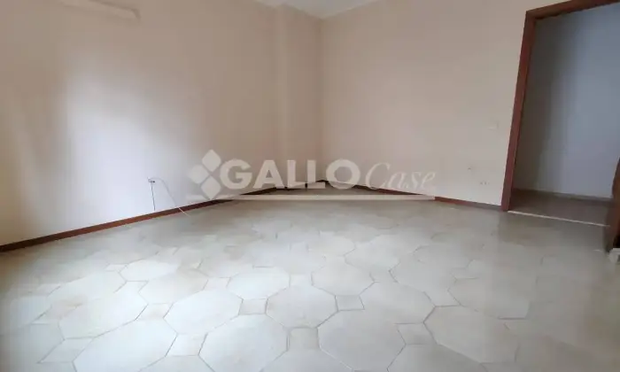 Rexer-Cosenza-Trilocale-piazza-Primo-Maggio-Citt-Altro