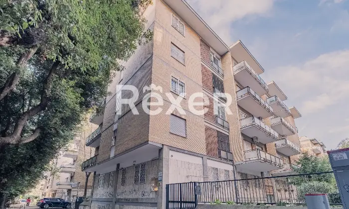 Rexer-Roma-Eur-centro-Trilocale-con-doppio-affaccio-Altro