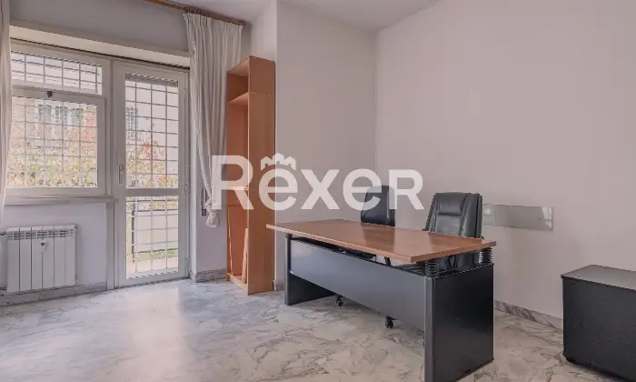 Rexer-Roma-Eur-centro-Trilocale-con-doppio-affaccio-Altro