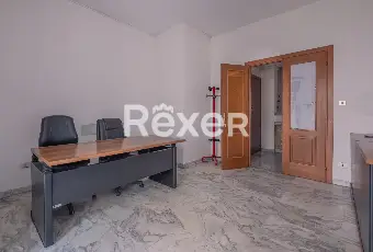 Rexer-Roma-Eur-centro-Trilocale-con-doppio-affaccio-Altro