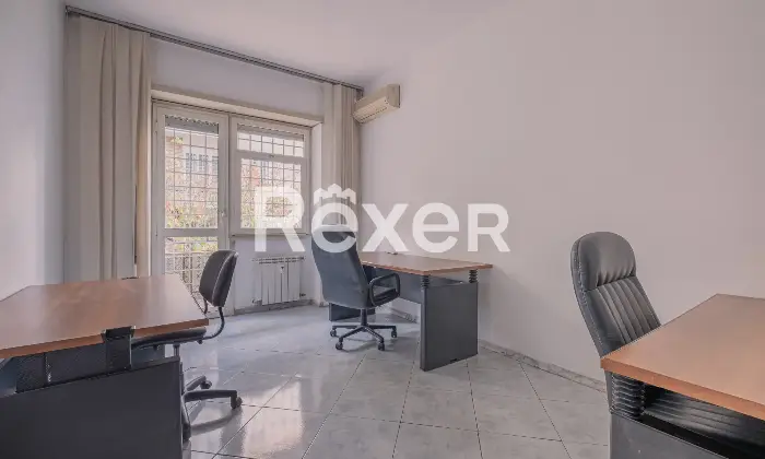 Rexer-Roma-Eur-centro-Trilocale-con-doppio-affaccio-Altro