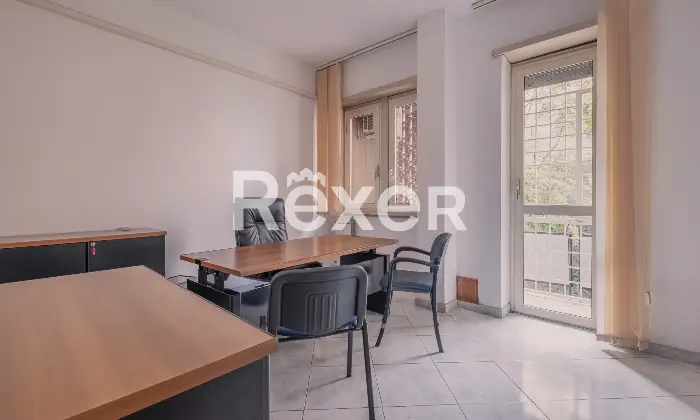 Rexer-Roma-Eur-centro-Trilocale-con-doppio-affaccio-Altro