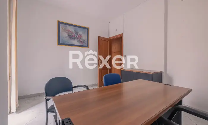 Rexer-Roma-Eur-centro-Trilocale-con-doppio-affaccio-Altro