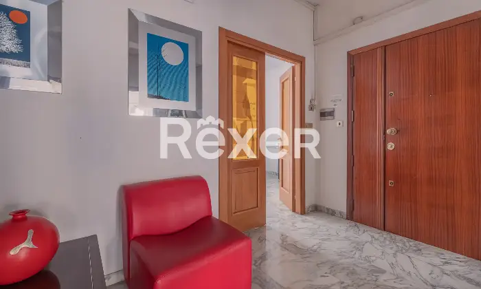 Rexer-Roma-Eur-centro-Trilocale-con-doppio-affaccio-Altro