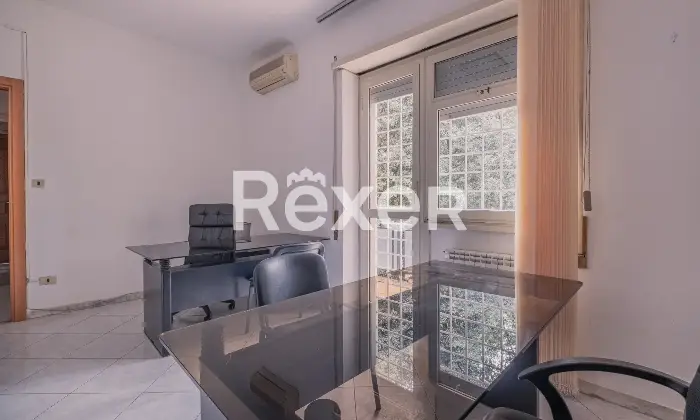 Rexer-Roma-Eur-centro-Trilocale-con-doppio-affaccio-Altro