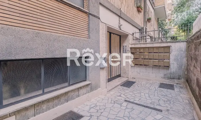 Rexer-Roma-Eur-centro-Trilocale-con-doppio-affaccio-Altro
