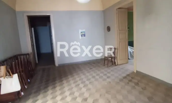 Rexer-Carpino-ANTICA-DIMORA-DI-PREGIO-DA-RESTAURARE-AL-SECONDO-PIANO-DI-PALAZZO-SENZA-ASCENSORE-Altro