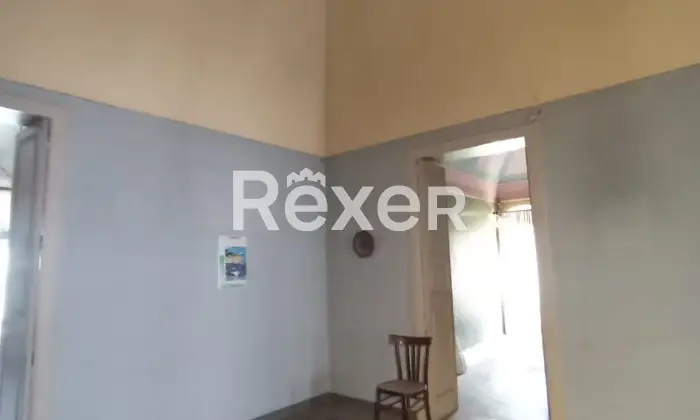 Rexer-Carpino-ANTICA-DIMORA-DI-PREGIO-DA-RESTAURARE-AL-SECONDO-PIANO-DI-PALAZZO-SENZA-ASCENSORE-Altro