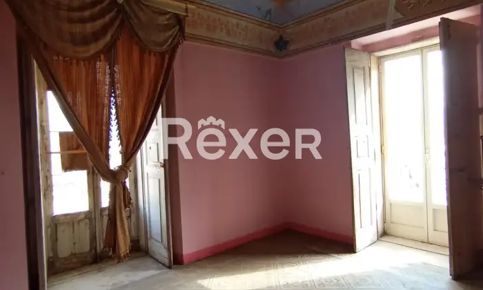Rexer-Carpino-ANTICA-DIMORA-DI-PREGIO-DA-RESTAURARE-AL-SECONDO-PIANO-DI-PALAZZO-SENZA-ASCENSORE-Altro