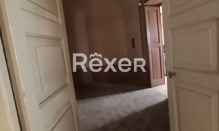 Rexer-Carpino-ANTICA-DIMORA-DI-PREGIO-DA-RESTAURARE-AL-SECONDO-PIANO-DI-PALAZZO-SENZA-ASCENSORE-Altro