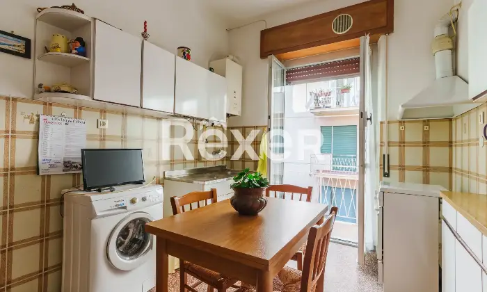 Rexer-Genova-SPLENDIDO-APPARTAMENTO-GRANDE-METRATURA-E-STRADA-PRIVATA-Altro