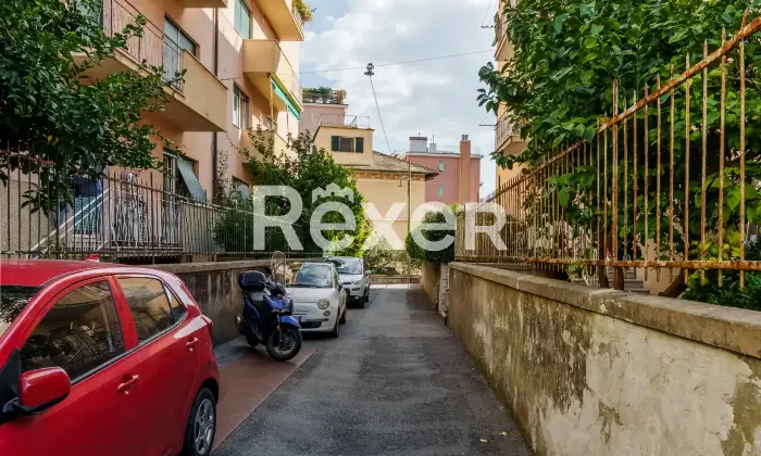 Rexer-Genova-SPLENDIDO-APPARTAMENTO-GRANDE-METRATURA-E-STRADA-PRIVATA-Altro