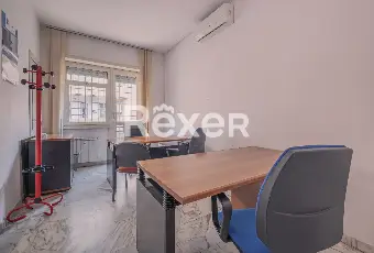 Rexer-Roma-Eur-trilocale-con-posto-auto-Altro
