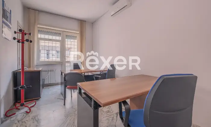 Rexer-Roma-Eur-trilocale-con-posto-auto-Altro