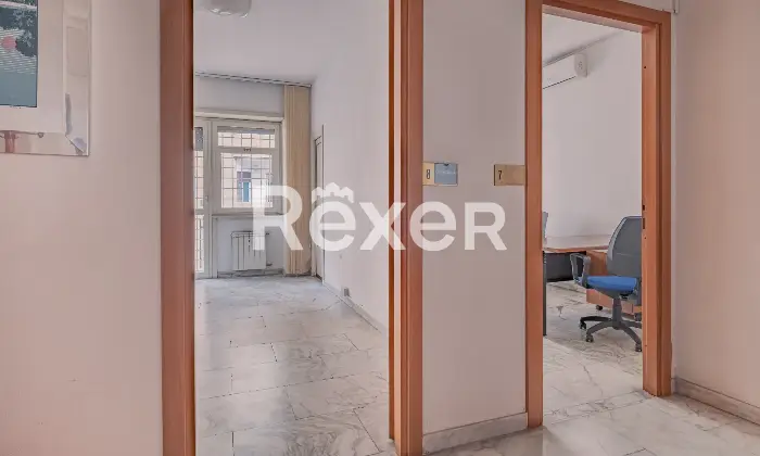 Rexer-Roma-Eur-trilocale-con-posto-auto-Altro