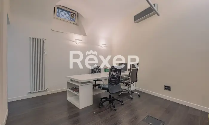 Rexer-Roma-Locale-Commerciale-Ampia-Metratura-Ottima-Rendita-Altro