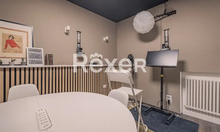 Rexer-Roma-Locale-Commerciale-Ampia-Metratura-Ottima-Rendita-Altro