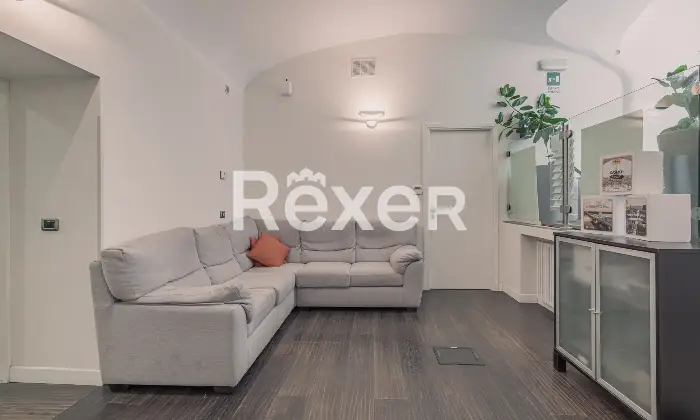 Rexer-Roma-Locale-Commerciale-Ampia-Metratura-Ottima-Rendita-Altro