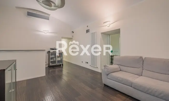 Rexer-Roma-Locale-Commerciale-Ampia-Metratura-Ottima-Rendita-Altro