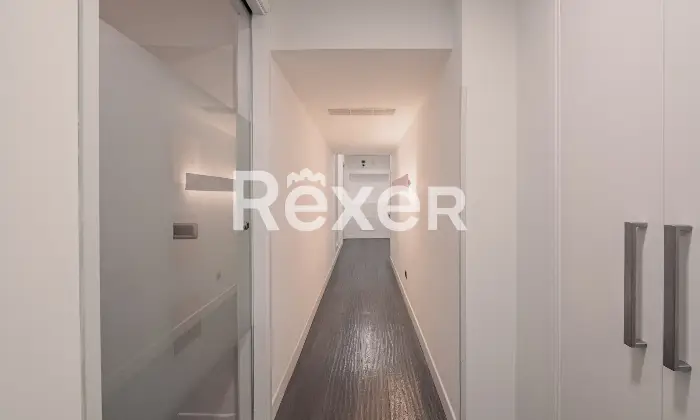 Rexer-Roma-Locale-Commerciale-Ampia-Metratura-Ottima-Rendita-Altro