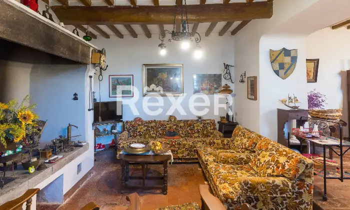 Rexer-Cortona-Antica-Villa-Storica-con-ettari-di-terreno-a-Cortona-AR-Altro
