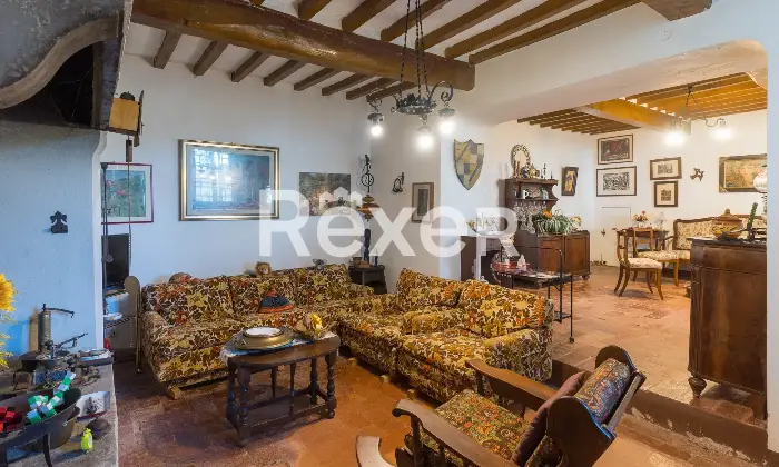 Rexer-Cortona-Antica-Villa-Storica-con-ettari-di-terreno-a-Cortona-AR-Altro