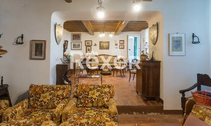 Rexer-Cortona-Antica-Villa-Storica-con-ettari-di-terreno-a-Cortona-AR-Altro