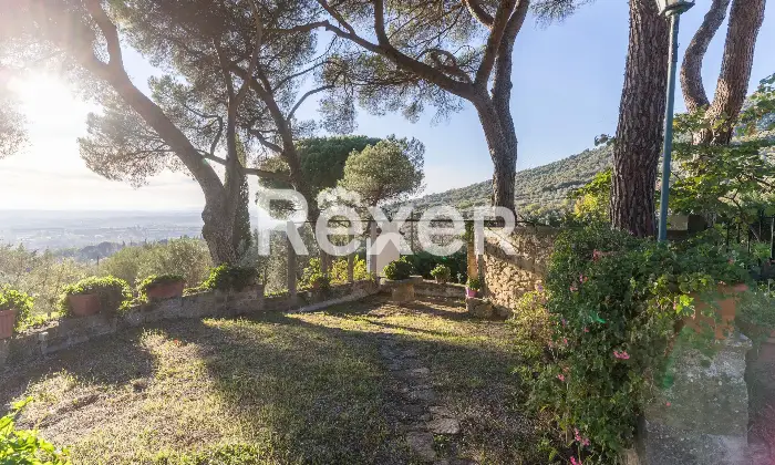 Rexer-Cortona-Antica-Villa-Storica-con-ettari-di-terreno-a-Cortona-AR-Altro