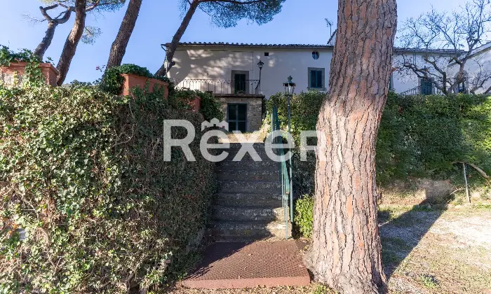 Rexer-Cortona-Antica-Villa-Storica-con-ettari-di-terreno-a-Cortona-AR-Altro