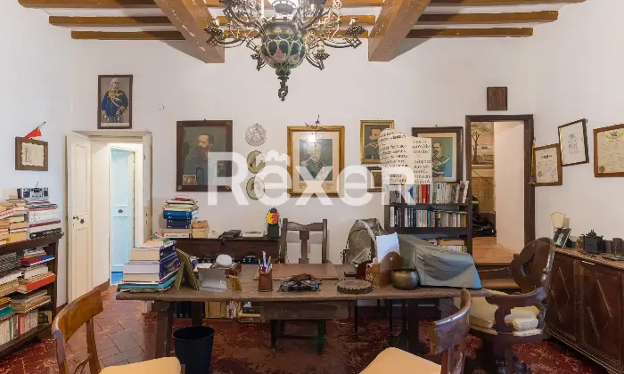 Rexer-Cortona-Antica-Villa-Storica-con-ettari-di-terreno-a-Cortona-AR-Altro