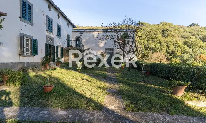 Rexer-Cortona-Antica-Villa-Storica-con-ettari-di-terreno-a-Cortona-AR-Altro