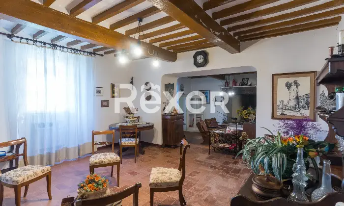 Rexer-Cortona-Antica-Villa-Storica-con-ettari-di-terreno-a-Cortona-AR-Altro