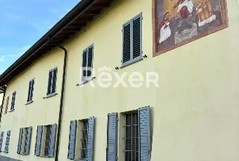 Rexer-Cavaione-Rustico-indipendente-di-grande-metratura-su-due-livelli-con-corte-interna-e-giardino-Altro