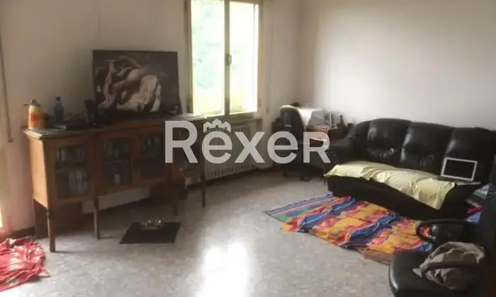 Rexer-Marliana-Vendo-grande-casa-Altro