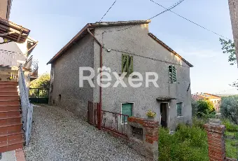 Rexer-Civitella-in-val-di-chiana-Casa-indipendente-con-giardino-privato-Altro