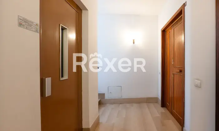 Rexer-Firenze-Argingrosso-Trilocale-con-terrazze-e-posto-auto-Altro
