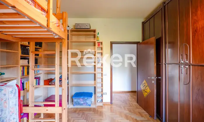 Rexer-Firenze-Argingrosso-Trilocale-con-terrazze-e-posto-auto-Altro