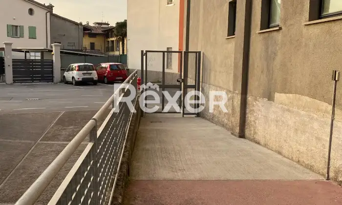Rexer-Romano-di-Lombardia-Box-auto-a-Romano-di-Lombardia-Altro