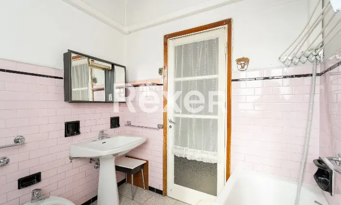 Rexer-Milano-Appartamento-di-tre-locali-Altro