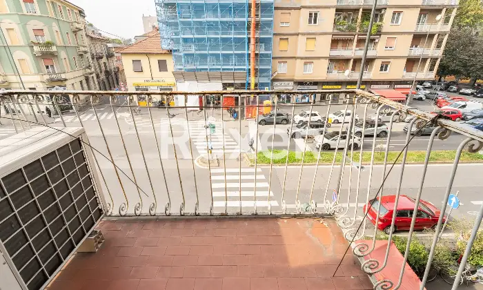 Rexer-Milano-Appartamento-di-tre-locali-Altro