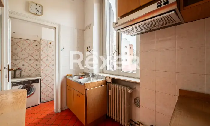 Rexer-Senago-Stabile-o-Singole-Unit-in-Vendita-a-Senago-Altro