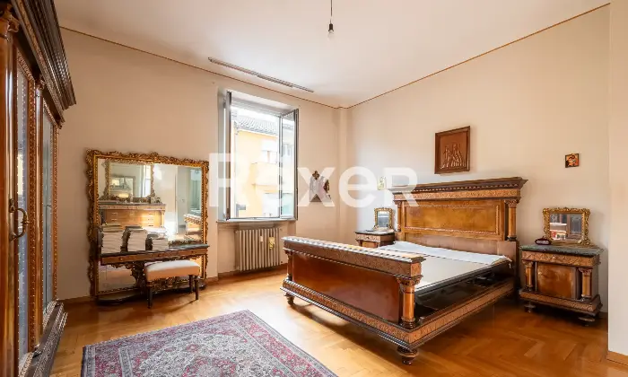 Rexer-Senago-Stabile-o-Singole-Unit-in-Vendita-a-Senago-Altro