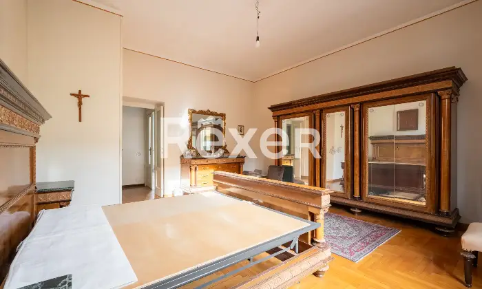 Rexer-Senago-Stabile-o-Singole-Unit-in-Vendita-a-Senago-Altro