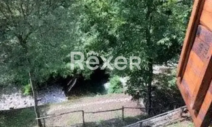Rexer-Casola-in-Lunigiana-Mulino-del-libero-su-tre-lati-con-appartamentiannesso-Terrazzo