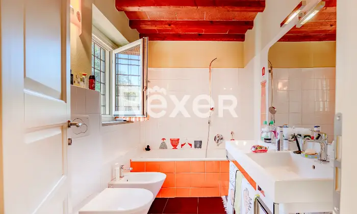 Rexer-Fiesole-Ampio-appartamento-in-contesto-prestigioso-con-giardino-privato-Altro