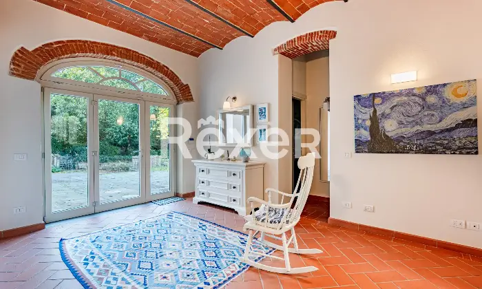 Rexer-Fiesole-Ampio-appartamento-in-contesto-prestigioso-con-giardino-privato-Altro