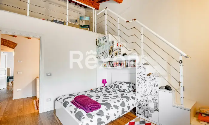 Rexer-Fiesole-Ampio-appartamento-in-contesto-prestigioso-con-giardino-privato-Altro