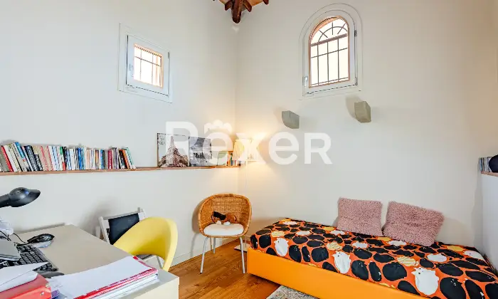 Rexer-Fiesole-Ampio-appartamento-in-contesto-prestigioso-con-giardino-privato-Altro