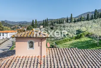 Rexer-Fiesole-Ampio-appartamento-in-contesto-prestigioso-con-giardino-privato-Altro